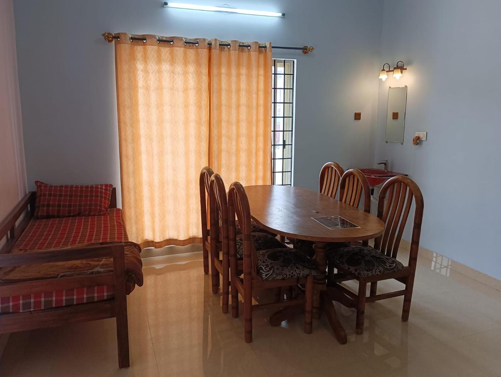 Venissa Serviceapartment Chikmagalūr 외부 사진